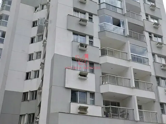 Apartamento 2 quartos e 2 banheiros, à venda ou para alugar, no bairro Santa Helena em Vitória