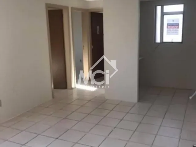 Apartamento 2 quartos e 1 banheiro, à venda, no bairro Areal em Pelotas