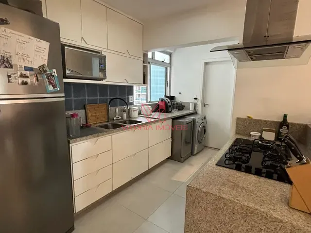 Apartamento 3 quartos e 2 banheiros, à venda, no bairro Santa Lúcia em Vitória