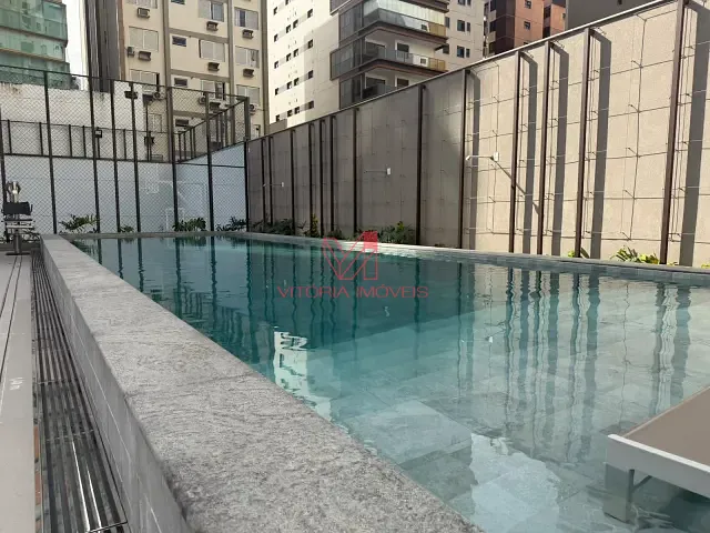 Apartamento com 315m² 4 quartos e 6 banheiros, à venda, no bairro praia do canto em Vitória