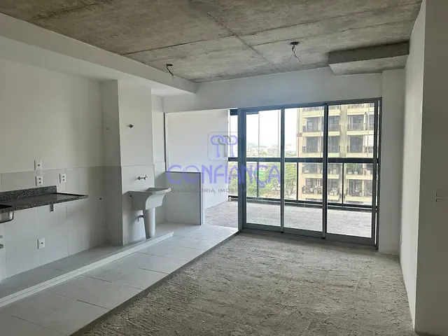 Apartamento 2 quartos e 2 banheiros, à venda, no bairro Recreio dos Bandeirantes em Rio de Janeiro