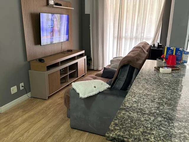 Apartamento com 61m² 2 quartos e 2 banheiros, à venda ou para alugar, no bairro Vila Valqueire em Rio de Janeiro