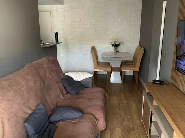 Apartamento com 61m² 2 quartos e 2 banheiros, à venda ou para alugar, no bairro Vila Valqueire em Rio de Janeiro