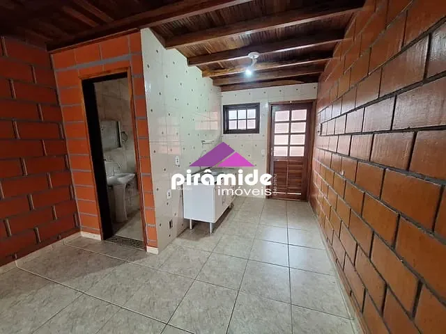 Apartamento com 62m² 1 quarto e 1 banheiro, à venda, no bairro Martim de Sá em Caraguatatuba