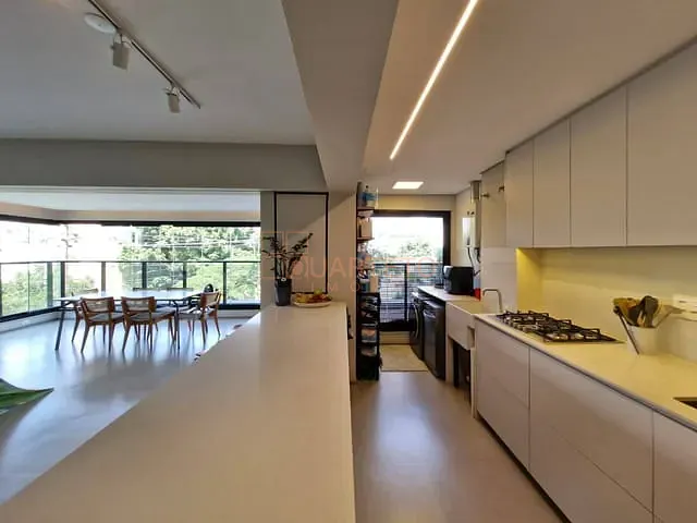 Apartamento 3 quartos e 3 banheiros, à venda, no bairro Água Branca em São Paulo