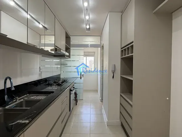 Apartamento com 100m² 3 quartos e 1 banheiro, para alugar, no bairro Centro em Indaiatuba