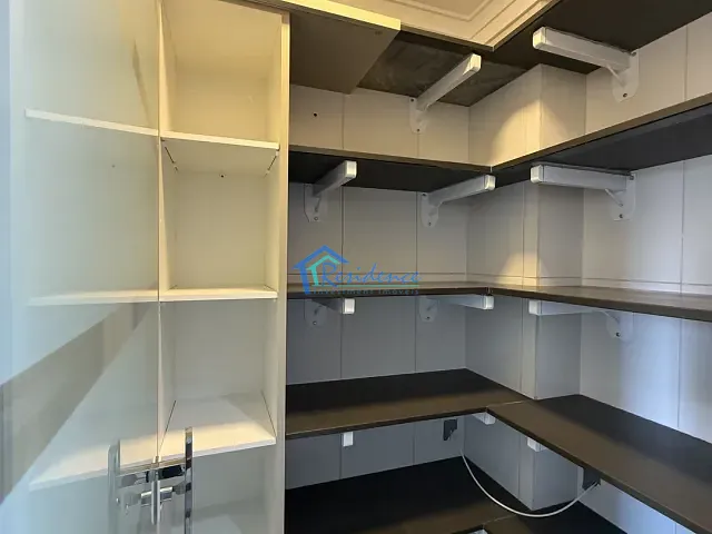 Apartamento com 100m² 3 quartos e 1 banheiro, para alugar, no bairro Centro em Indaiatuba