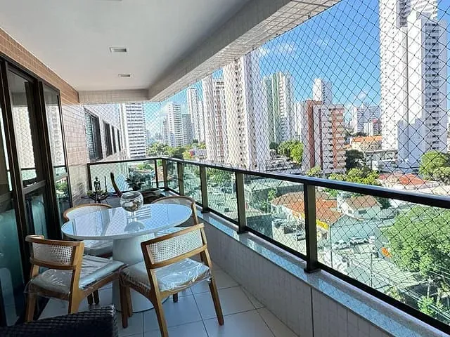 Apartamento 4 quartos e 5 banheiros, à venda, no bairro Madalena em Recife