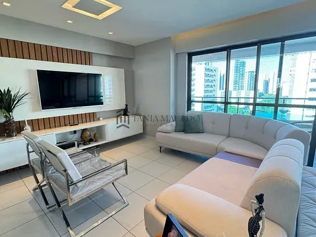 Apartamento 4 quartos e 5 banheiros, à venda, no bairro Madalena em Recife