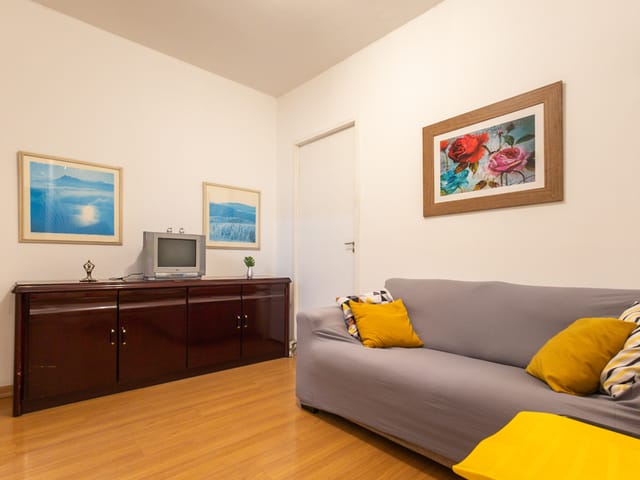 Apartamento com 800m² 4 quartos e 1 banheiro, à venda, no bairro Pinheiros em São Paulo