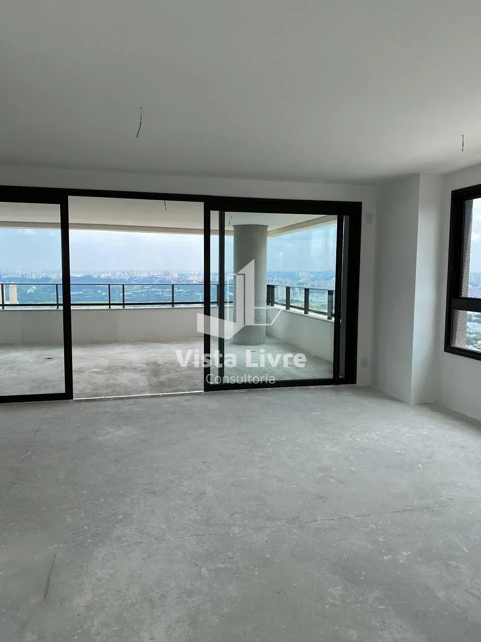 Apartamento, 3 quartos, 218 m² - Foto 1