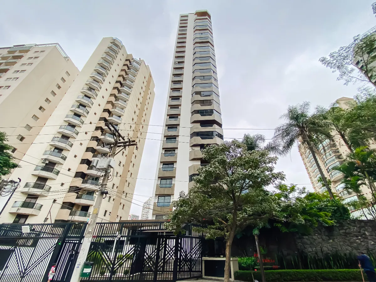 Apartamento para venda em Santana com 3 quartos, sendo 3 suítes, 230m²