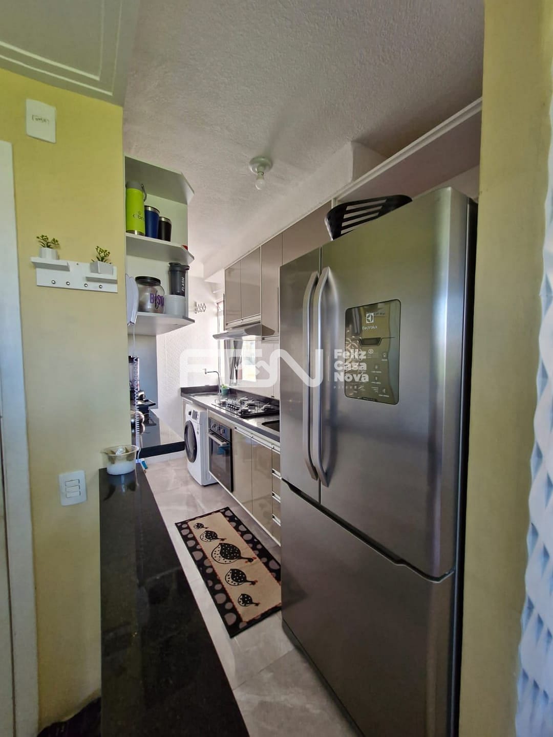 Apartamento à venda com 2 quartos, 39m² - Foto 2