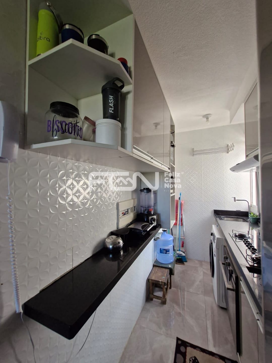 Apartamento à venda com 2 quartos, 39m² - Foto 4