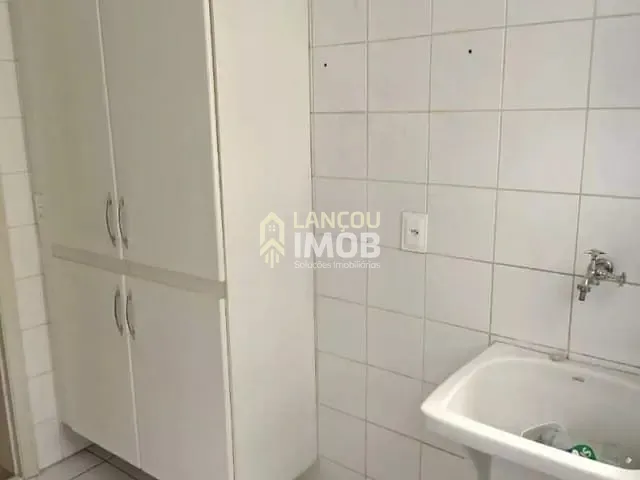 Apartamento 3 quartos e 2 banheiros, para alugar, no bairro Vila das Hortências em Jundiaí