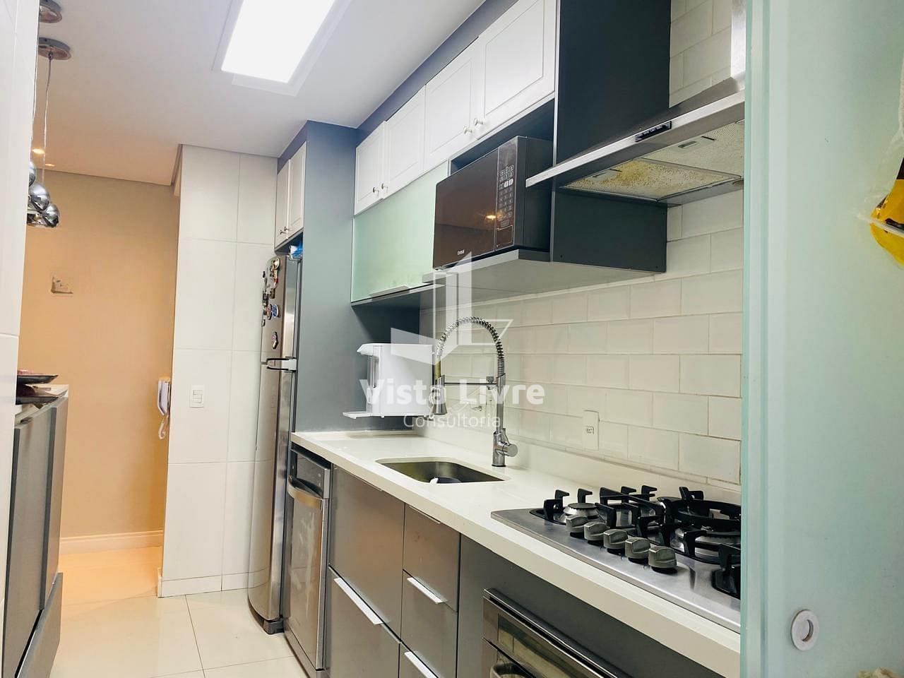 Apartamento à venda com 2 quartos, 79m² - Foto 9