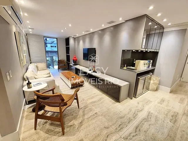 Apartamento com 83m² 2 quartos e 2 banheiros, à venda, no bairro Leblon em Rio de Janeiro