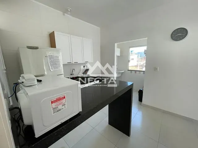 Apartamento com 60m² 2 quartos e 1 banheiro, à venda, no bairro Jardim Tarumãs em Caraguatatuba