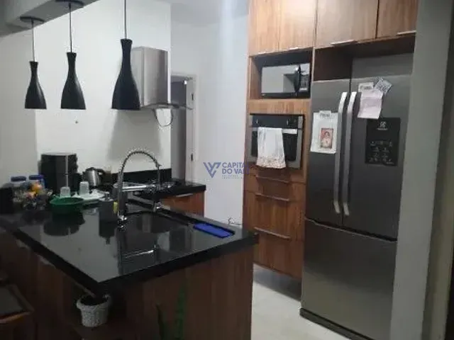 Apartamento 4 quartos e 1 banheiro, à venda, no bairro Centro em São José dos Campos