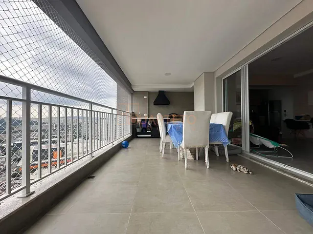 Apartamento 3 quartos e 4 banheiros, à venda ou para alugar, no bairro Vila Anastácio em São Paulo