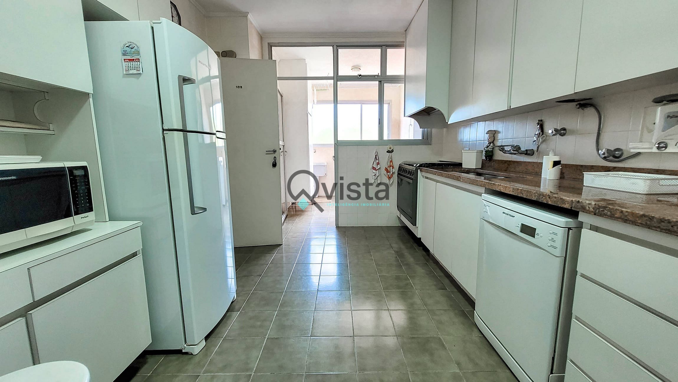 Apartamento à venda com 3 quartos, 145m² - Foto 23