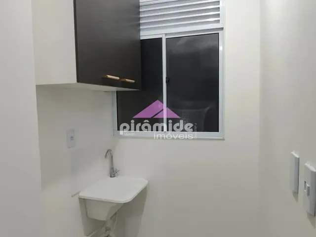 Apartamento com 10m² 2 quartos e 1 banheiro, para alugar, no bairro Parque dos Ipês em São José Dos Campos