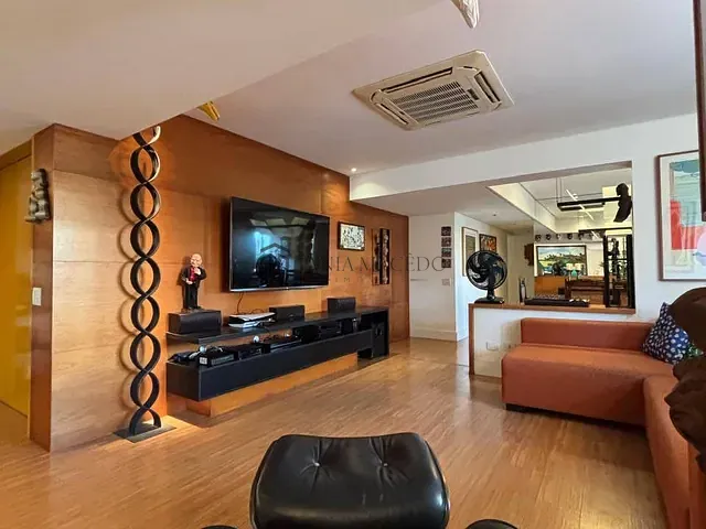 Apartamento 4 quartos e 5 banheiros, à venda, no bairro Aflitos em Recife