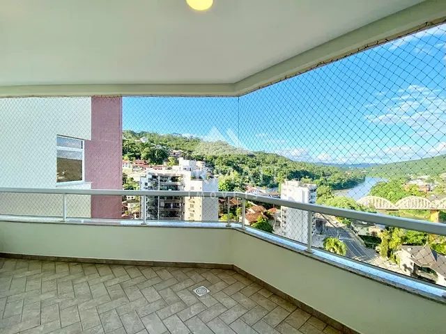 Apartamento com 189m² 3 quartos e 3 banheiros, à venda, no bairro Ponta Aguda em Blumenau