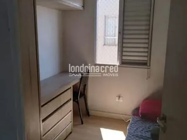 Apartamento 3 quartos e 1 banheiro, à venda, no bairro Conjunto Habitacional Santiago II em Londrina