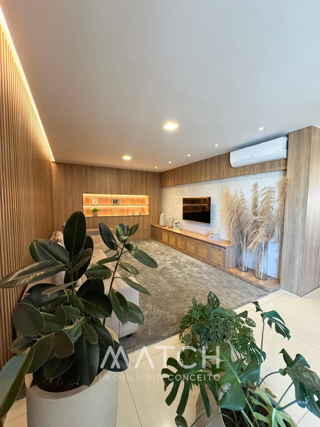 Apartamento à venda com 3 suítes, 265m², 4 vagas no Setor Marista, Goiânia, Go