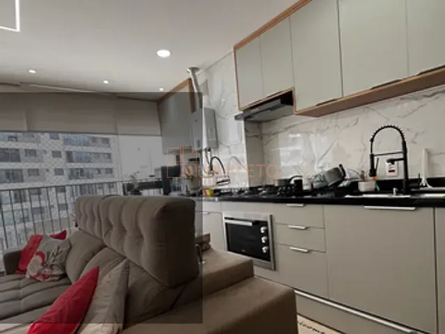 Apartamento 2 quartos e 2 banheiros, à venda, no bairro Vila Anastácio em São Paulo