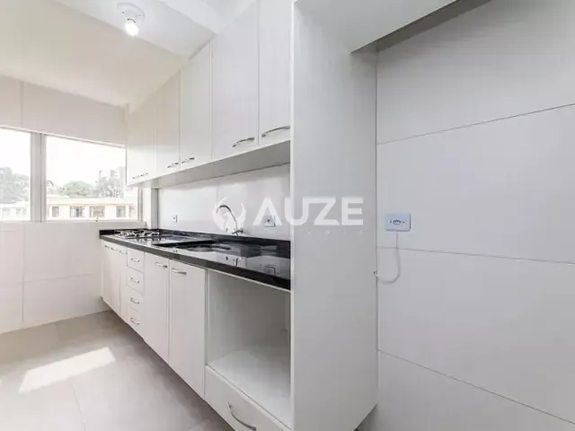 Apartamento com 46m² 1 quarto e 1 banheiro, à venda, no bairro Centro Cívico em Curitiba
