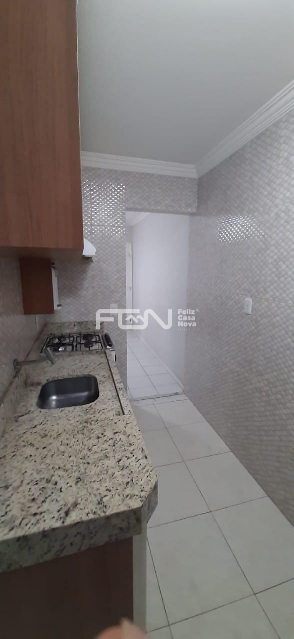 Apartamento à venda com 2 quartos, 44m² - Foto 3