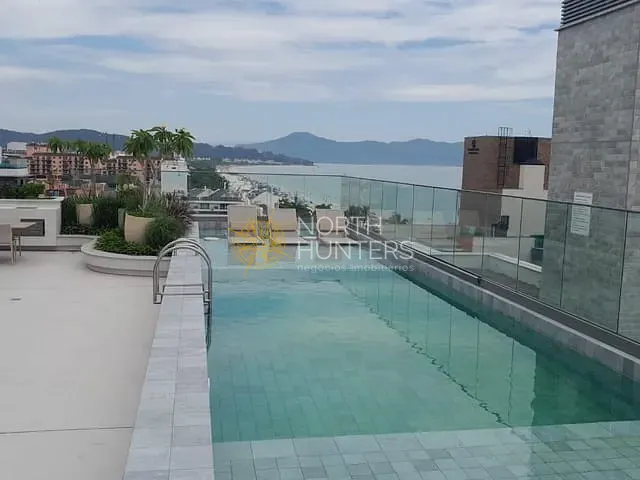 Apartamento 3 quartos e 4 banheiros, à venda, no bairro Jurerê em Florianópolis