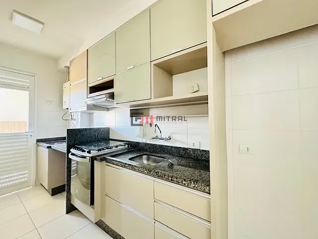 Apartamento 3 quartos e 2 banheiros, à venda, no bairro Vila Siam em Londrina