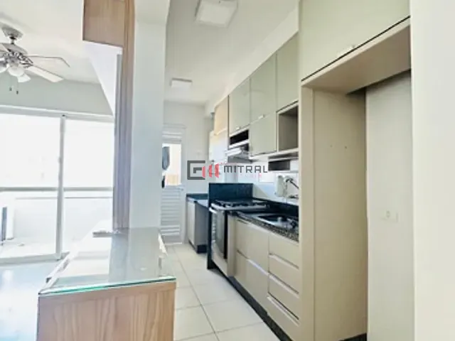 Apartamento 3 quartos e 2 banheiros, à venda, no bairro Vila Siam em Londrina
