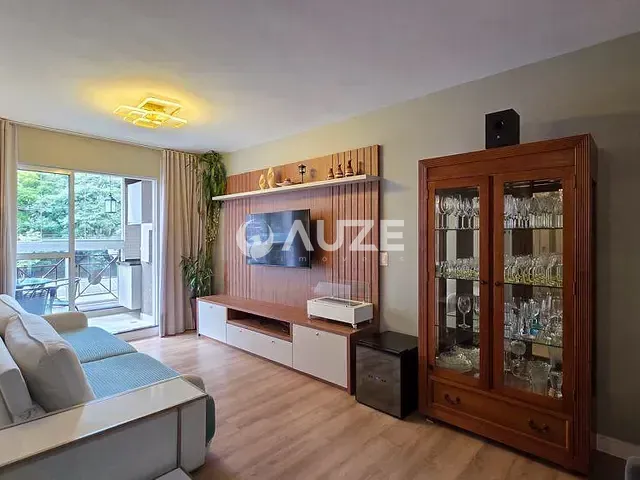 Apartamento com 93m² 3 quartos e 2 banheiros, à venda, no bairro Hugo Lange em Curitiba