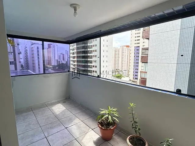 Apartamento 3 quartos e 3 banheiros, à venda, no bairro Graças em Recife