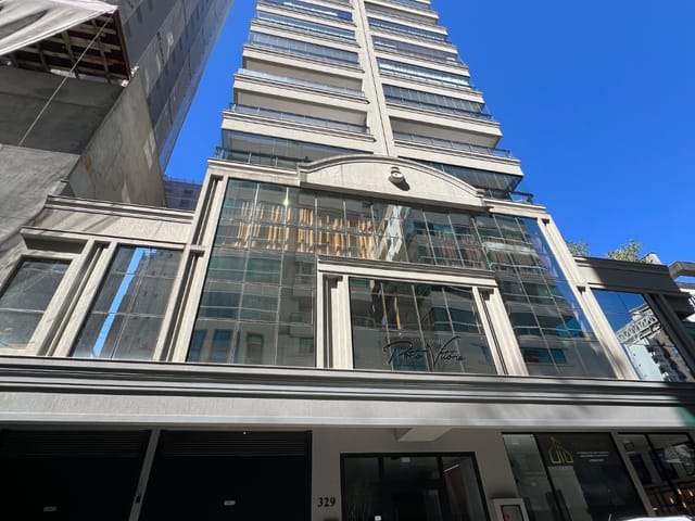 Apartamento com 124m² 3 quartos e 4 banheiros, à venda, no bairro Meia Praia em Itapema