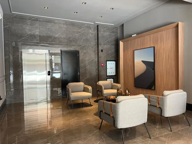 Apartamento com 124m² 3 quartos e 4 banheiros, à venda, no bairro Meia Praia em Itapema