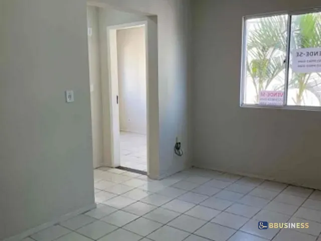 Apartamento 2 quartos e 1 banheiro, à venda, no bairro Parque Jóquei Club em Campos dos Goytacazes