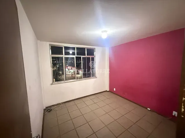 Apartamento 2 quartos e 1 banheiro, à venda ou para alugar, no bairro Nossa Senhora de Fátima em Teresópolis