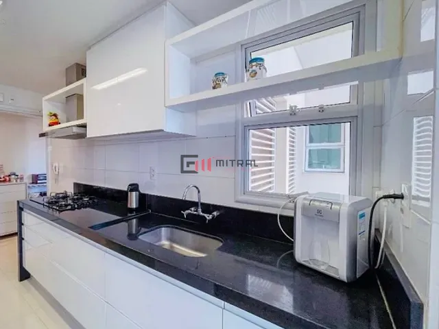 Apartamento 3 quartos e 3 banheiros, à venda, no bairro Centro em Londrina