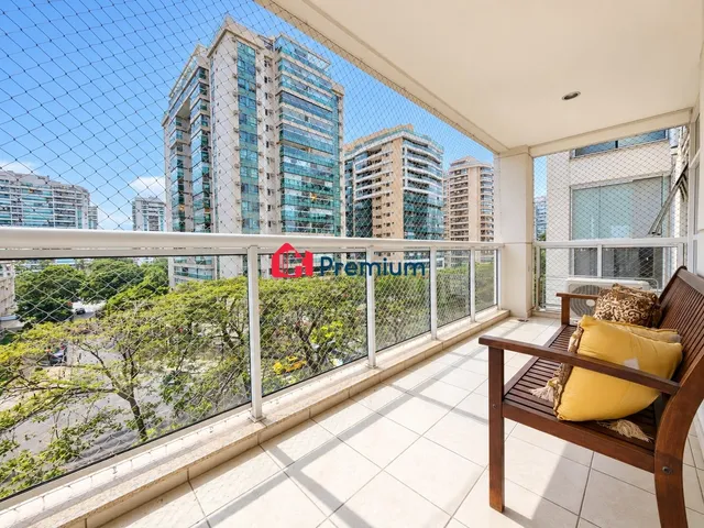 Apartamento 2 quartos e 2 banheiros, à venda, no bairro Barra da Tijuca em Rio de Janeiro