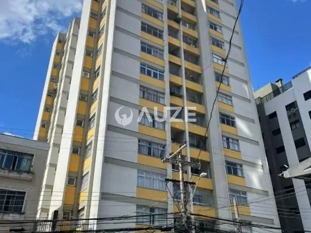 Apartamento com 133m² 3 quartos e 3 banheiros, à venda, no bairro Centro Cívico em Curitiba