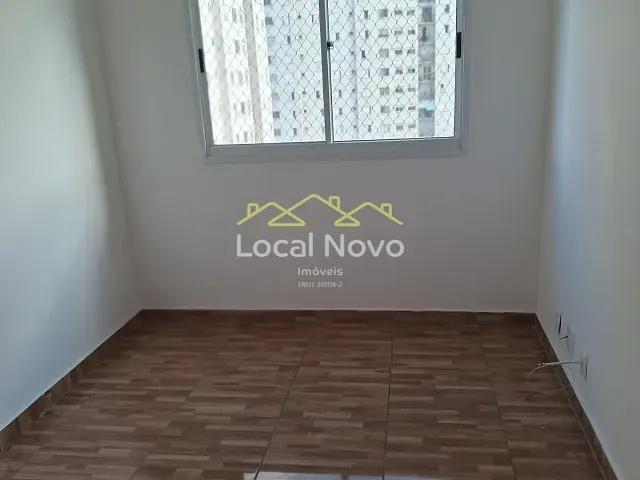 Apartamento 2 quartos e 1 banheiro, para alugar, no bairro Jardim Las Vegas em Guarulhos