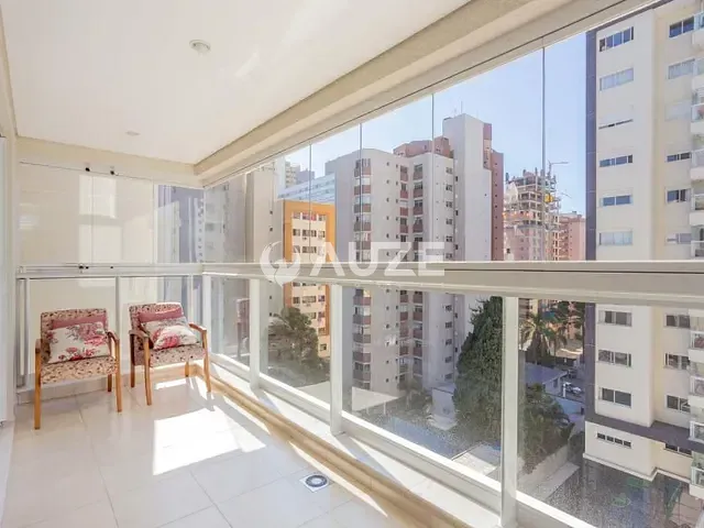 Apartamento com 119m² 3 quartos e 3 banheiros, à venda, no bairro Água Verde em Curitiba