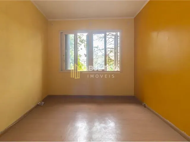 Apartamento 3 quartos e 2 banheiros, à venda, no bairro Moinhos de Vento em Porto Alegre