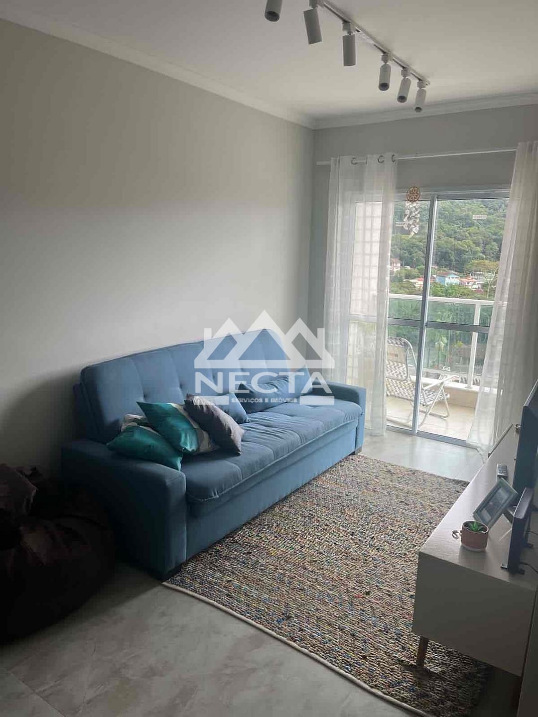 Apartamento para alugar com 2 quartos, 83m² - Foto 3