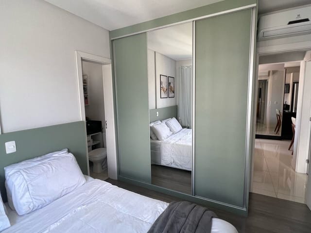 Apartamento com 175m² 2 quartos e 2 banheiros, à venda, no bairro Centro em Itajaí